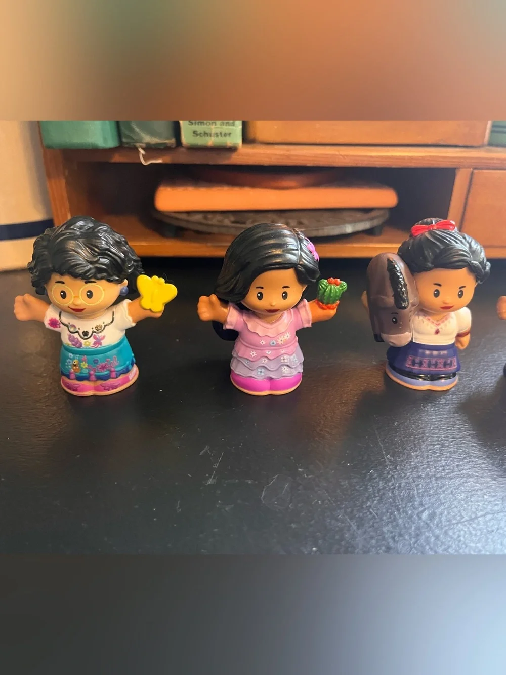 Disney Encanto Little People set of 5